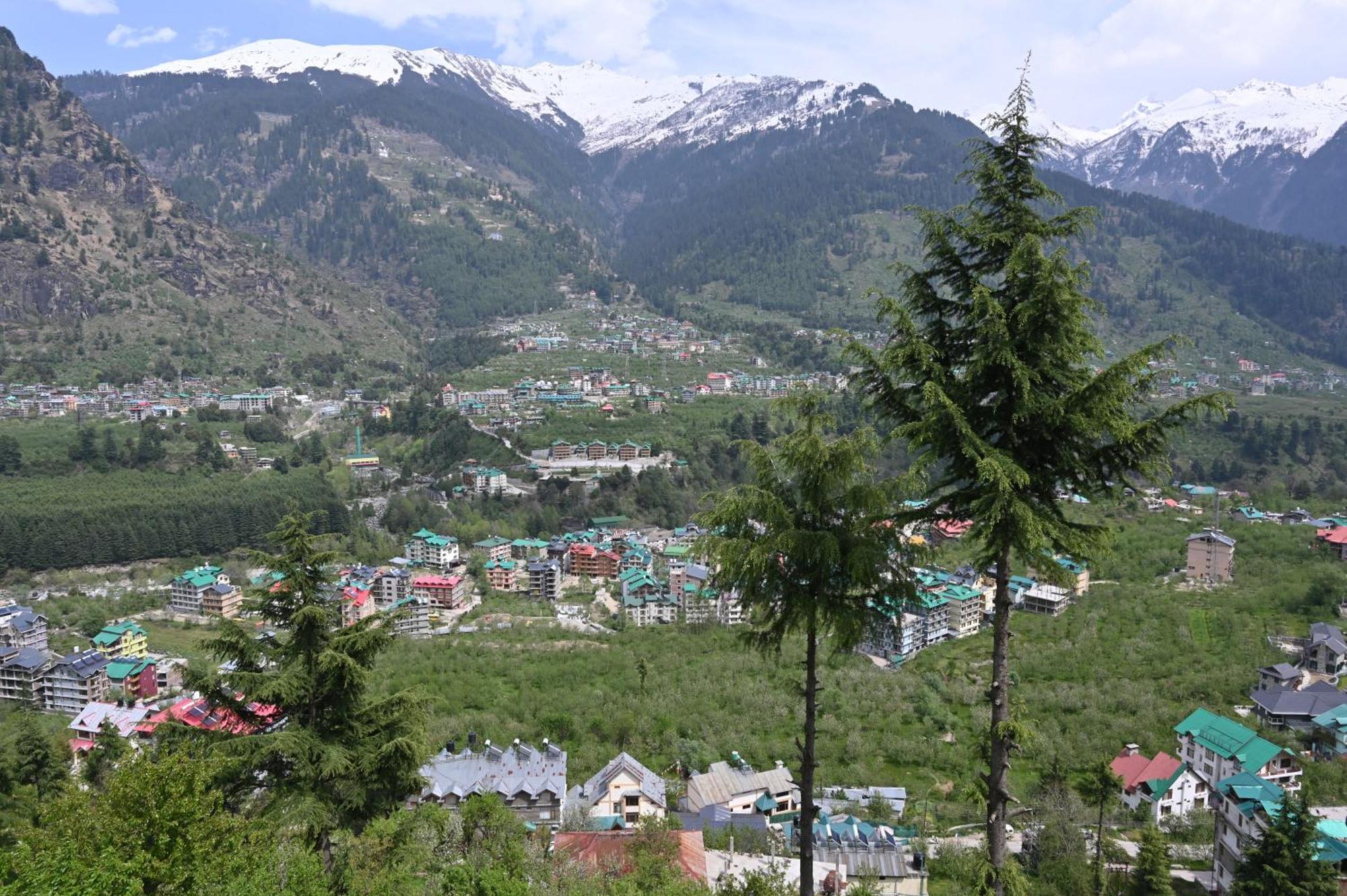 Hotel Seven Hills Manali Ngoại thất bức ảnh