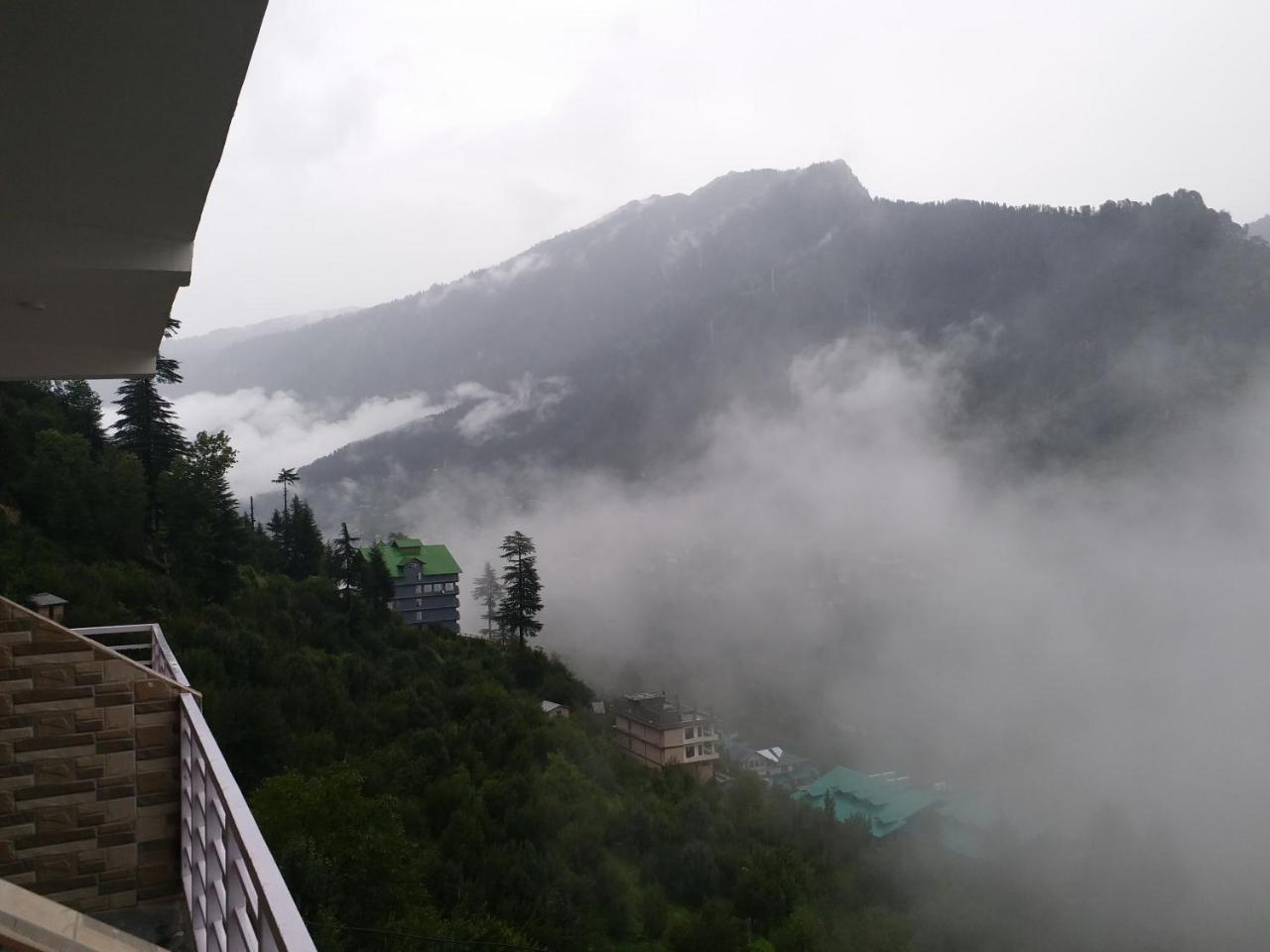 Hotel Seven Hills Manali Ngoại thất bức ảnh