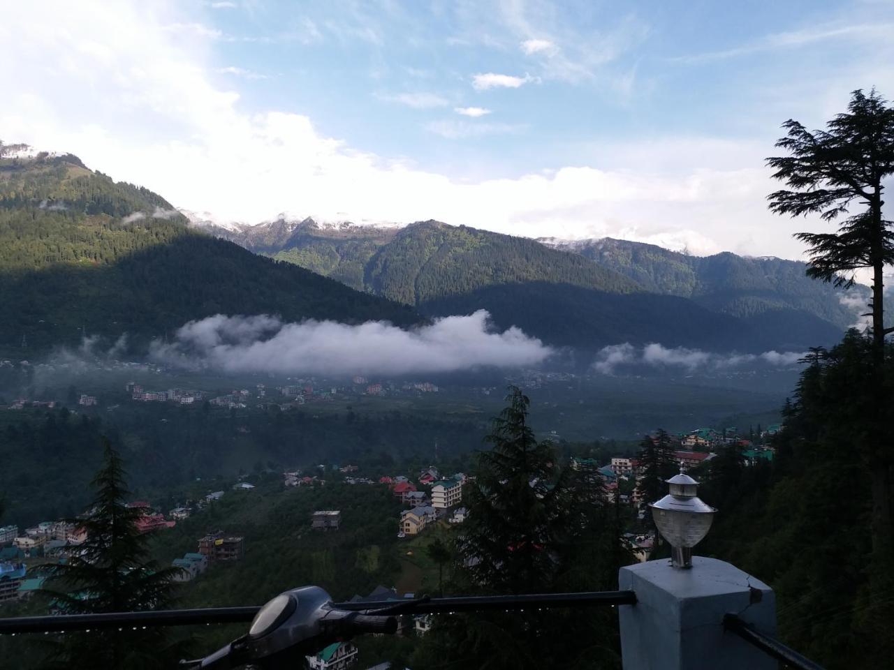 Hotel Seven Hills Manali Ngoại thất bức ảnh